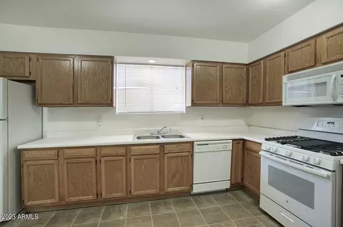 1111 E Turney Ave #2, Phoenix, AZ 85014 photo 7