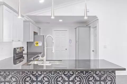 4035 E San Gabriel Ave, Phoenix, AZ 85044 photo 8
