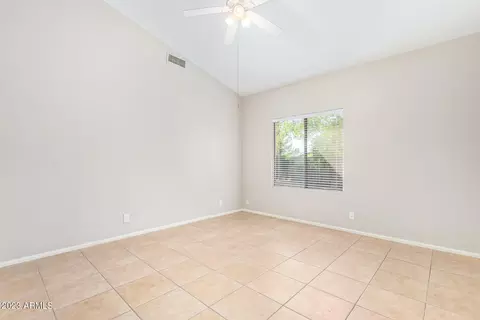 12 N Colonial Dr, Gilbert, AZ 85234 photo 18
