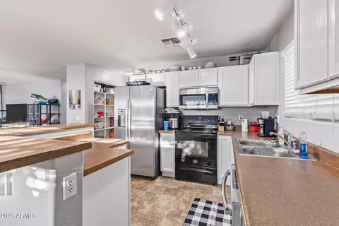 2588 S Chaparral Rd, Apache Junction, AZ 85119 photo 13