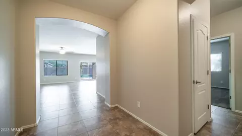 2916 E Tonto Dr, Gilbert, AZ 85298 photo 8