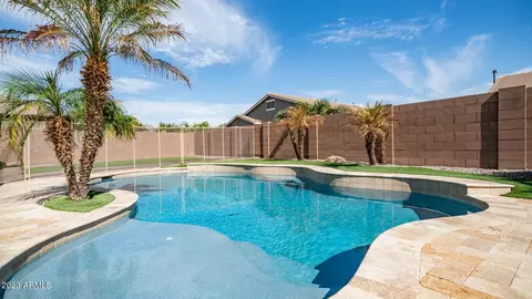 2916 E Tonto Dr, Gilbert, AZ 85298 photo 4