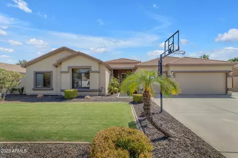 7327 W Villa Hermosa Dr, Glendale, AZ 85310