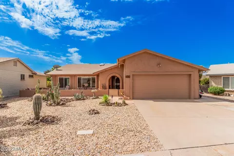 8223 E Farmdale Dr, Mesa, AZ 85208