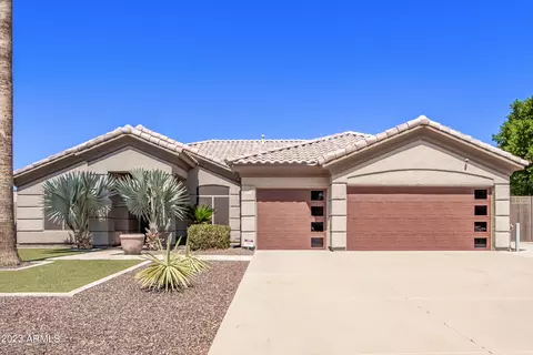 4334 Elmwood St, Mesa, AZ 85205