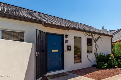 1126 E Kaler Dr, Phoenix, AZ 85020