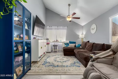 1126 E Kaler Dr, Phoenix, AZ 85020 photo 4