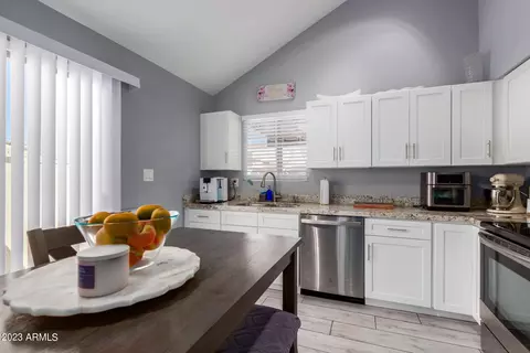1126 E Kaler Dr, Phoenix, AZ 85020 photo 7