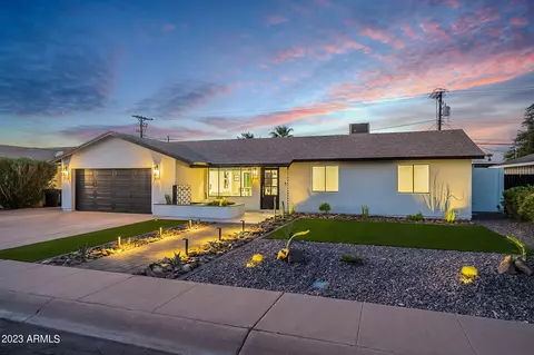 8006 E Monte Vista Rd, Scottsdale, AZ 85257