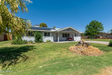 806 E Clanton Ave, Buckeye, AZ 85326 photo 2