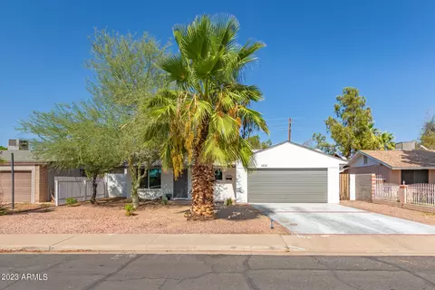 1852 E Brookdale St, Mesa, AZ 85203