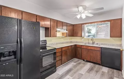 1852 E Brookdale St, Mesa, AZ 85203 photo 6