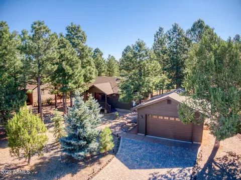 241 N Retreat Dr, Show Low, AZ 85901
