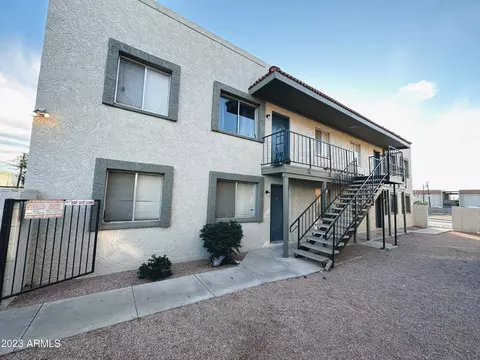 8841 N 2nd Way, Phoenix, AZ 85020