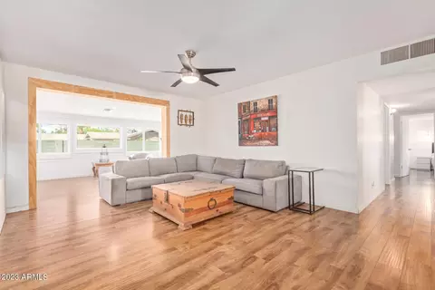 714 E Solana Dr, Tempe, AZ 85281 photo 6