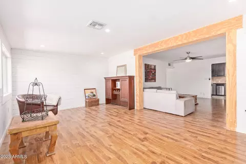 714 E Solana Dr, Tempe, AZ 85281 photo 7