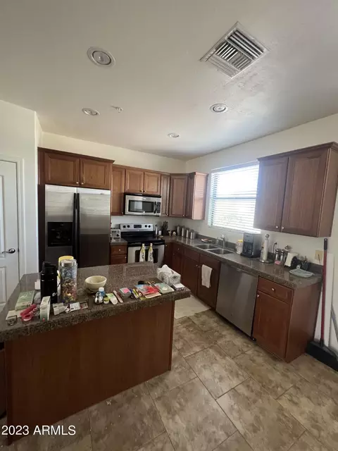 115 W Beth Dr, Phoenix, AZ 85041 photo 6