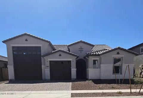 17597 W Red Fox Rd, Surprise, AZ 85387