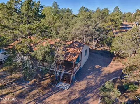 2876 Caribou Trl, Overgaard, AZ 85933