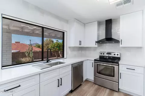 1137 E Hearn Rd, Phoenix, AZ 85022 photo 11