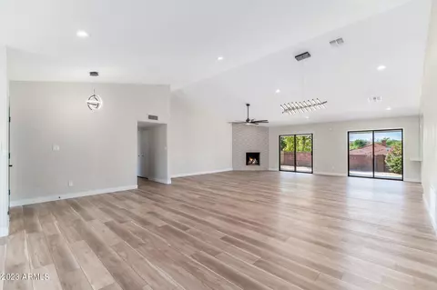 1137 E Hearn Rd, Phoenix, AZ 85022 photo 5