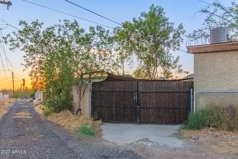 1229 E Mission Ln, Phoenix, AZ 85020 photo 20