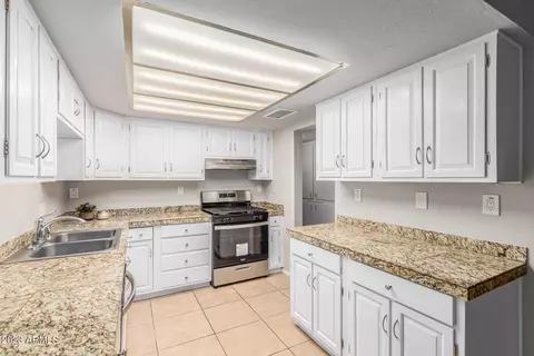 1229 E Mission Ln, Phoenix, AZ 85020 photo 8