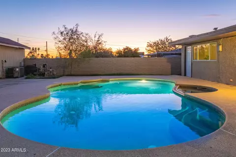 1229 E Mission Ln, Phoenix, AZ 85020 photo 19