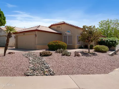 6713 E Manning St, Mesa, AZ 85215