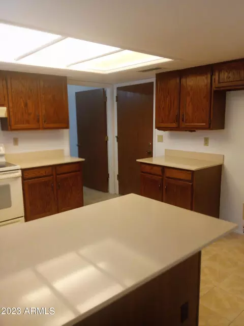 779 E Osage Ave, Apache Junction, AZ 85119 photo 10