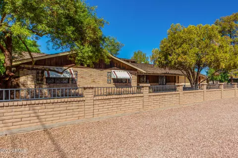 1401 W Pepper Pl, Mesa, AZ 85201
