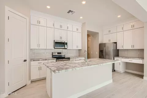 3773 E Bartlett Way, Chandler, AZ 85249