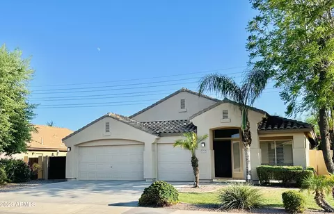 471 W Marlin Pl, Chandler, AZ 85286