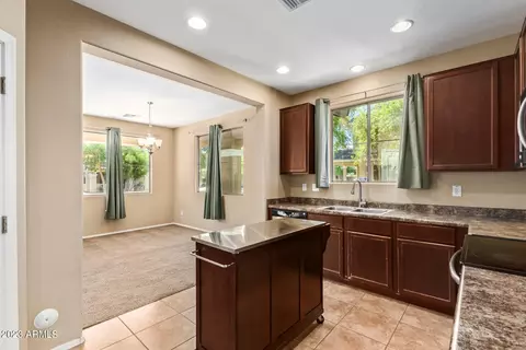3814 E Trigger Way, Gilbert, AZ 85297 photo 8