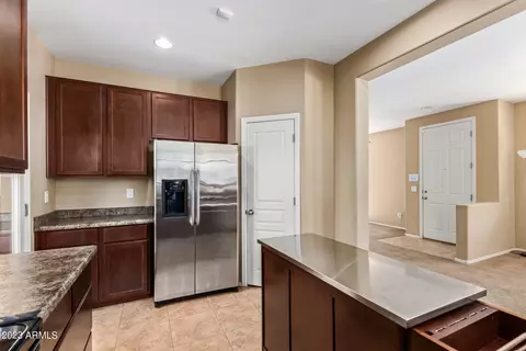 3814 E Trigger Way, Gilbert, AZ 85297 photo 7