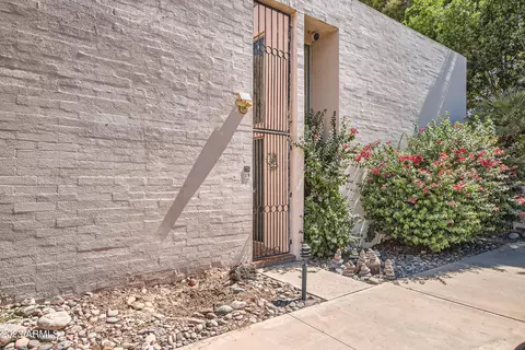 930 S Dobson Rd #19, Mesa, AZ 85202