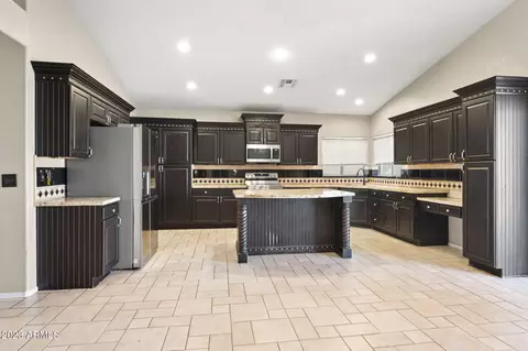 16852 S 36th Pl, Phoenix, AZ 85048 photo 5
