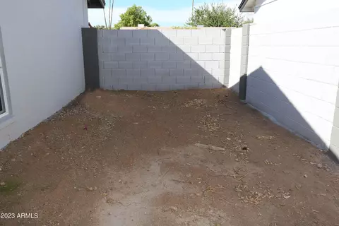 2625 E Becker Ln, Phoenix, AZ 85028 photo 29