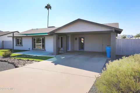2625 E Becker Ln, Phoenix, AZ 85028 photo 4