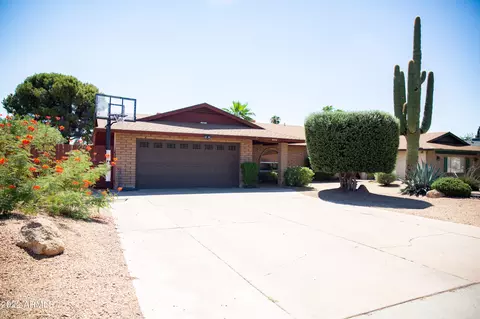 5545 W Grovers Ave, Glendale, AZ 85308