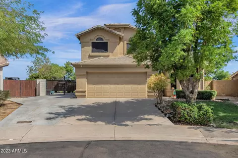 2935 S Woodruff Cir, Mesa, AZ 85212