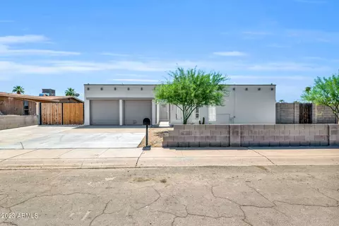 3645 W Charter Oak Rd, Phoenix, AZ 85029