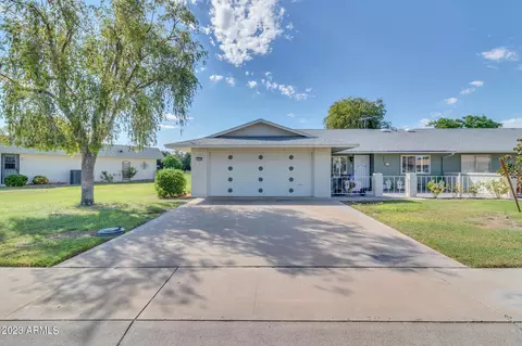 9507 W Greenhurst Dr, Sun City, AZ 85351