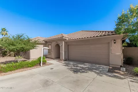 7520 E Flower Ave, Mesa, AZ 85208