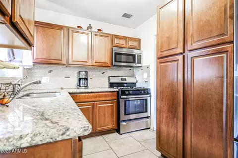 138 N Hunt Dr E, Mesa, AZ 85203 photo 7