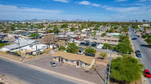 2850 W Pierce St, Phoenix, AZ 85009 photo 4