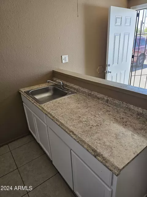 2850 W Pierce St, Phoenix, AZ 85009 photo 18