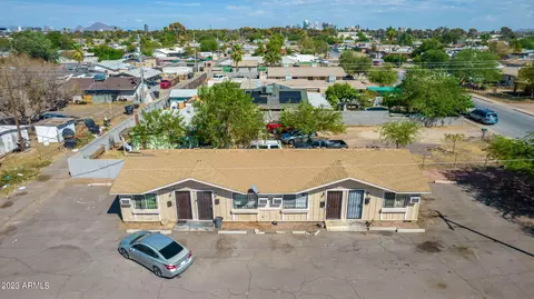 2850 W Pierce St, Phoenix, AZ 85009 photo 2