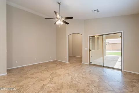 6423 S 37th Ln, Phoenix, AZ 85041 photo 3
