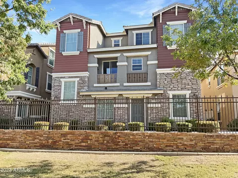 136 W Campbell Ct, Gilbert, AZ 85233 photo 9
